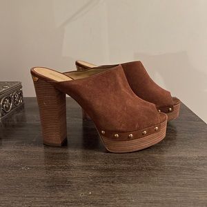 Michael Kors 70s style platform heel